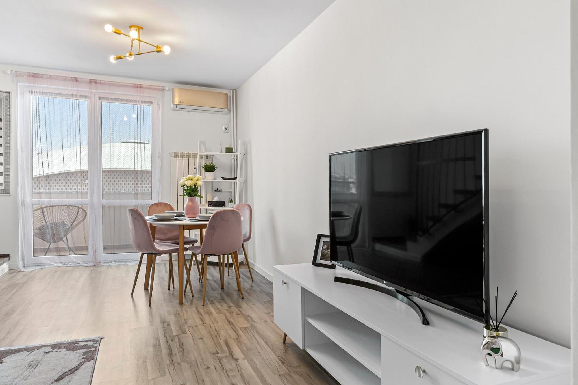 Bucharest Sala Palatului Apartment Екстериор снимка